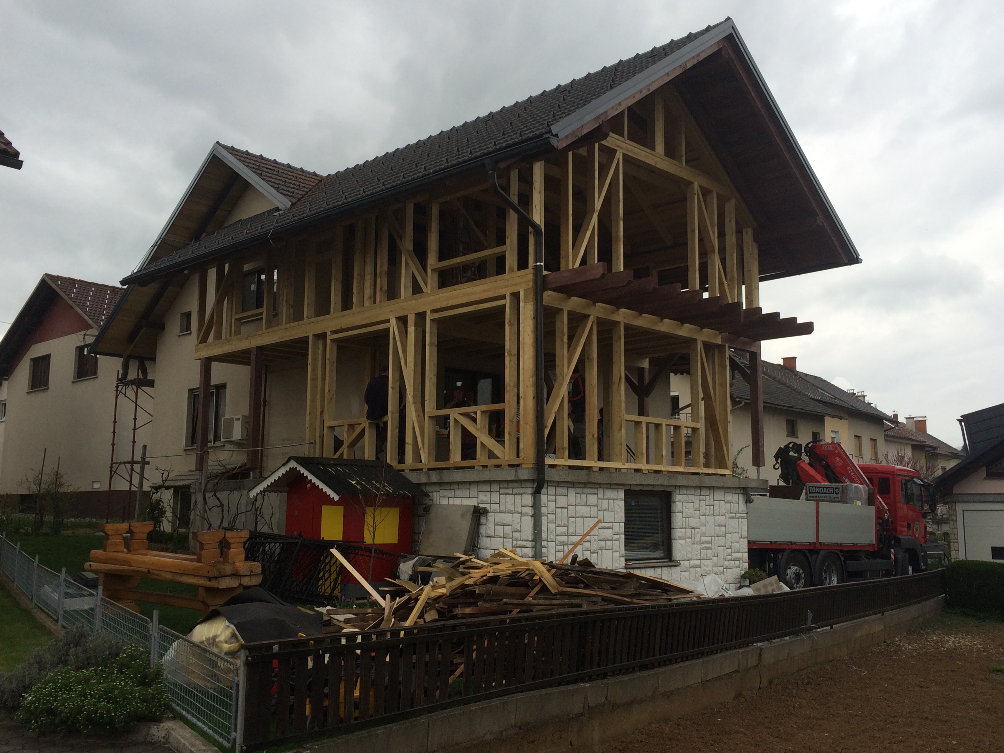 skeletni prizidek Grosuplje